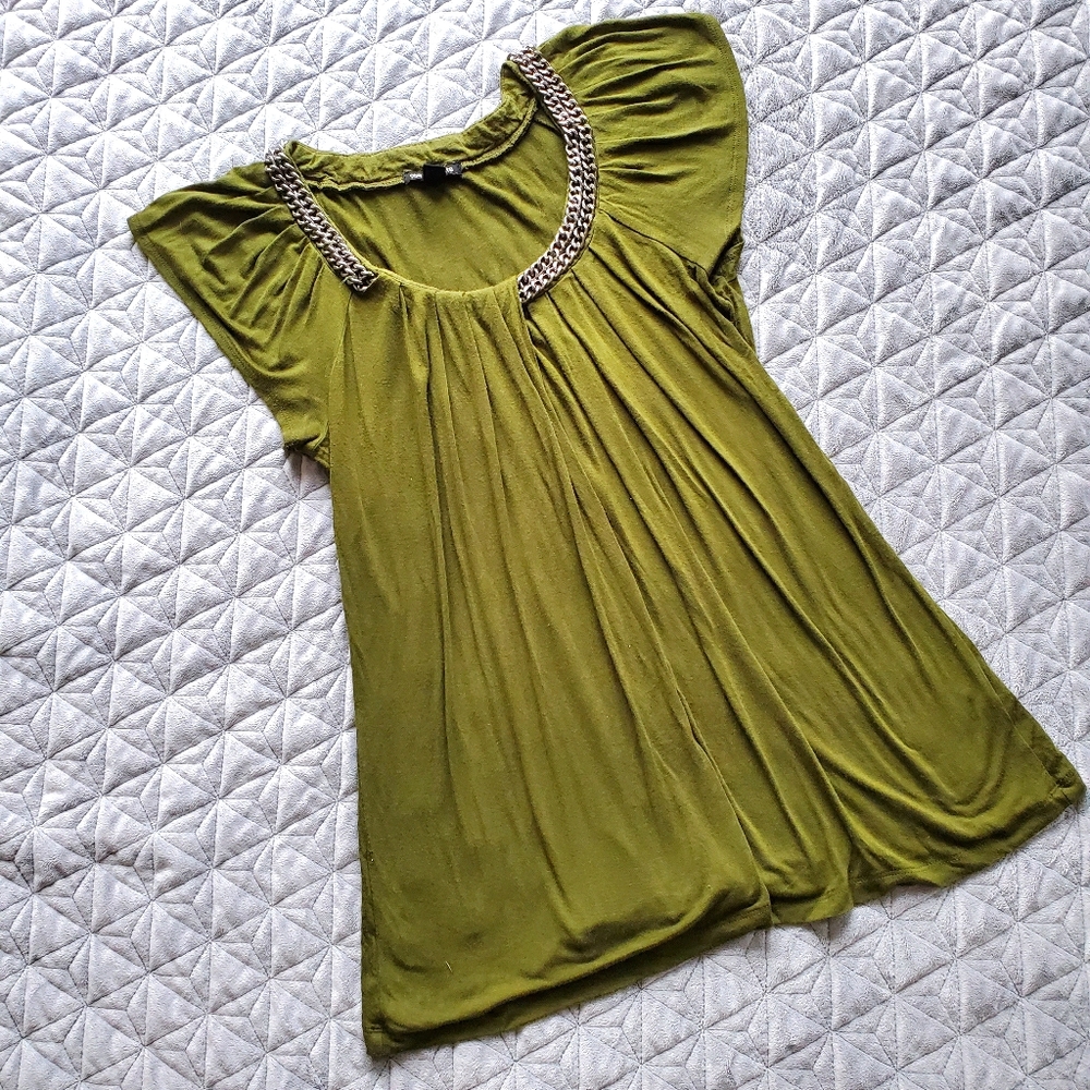 Embellished tee-shirt